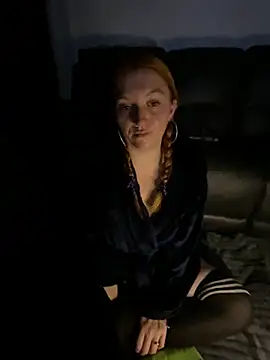 Stoner BarbieXX online show from 11-11-25, 10:43