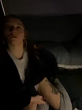 Snapshot of Stoner_BarbieXX chatting on 02-04-26, 10:58 Stoner BarbieXX online show from 02-04-26, 10:58