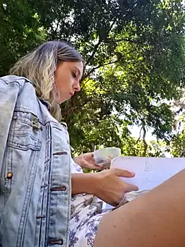 Public Katrisha online show from 02-19-25, 04:44