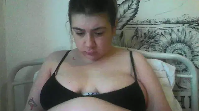 CamilaCherryX online show from 10-06-25, 03:31