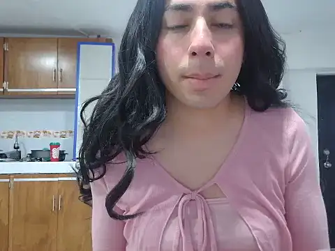 Snapshot of Yasmin_Paez99 chatting on 05-29-26, 12:19 Yasmin Paez99 online show from 05-29-26, 12:19