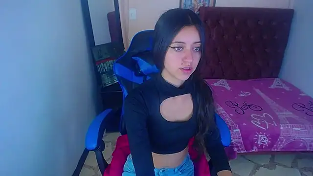 zoe connor19 online show from 01-24-25, 08:00