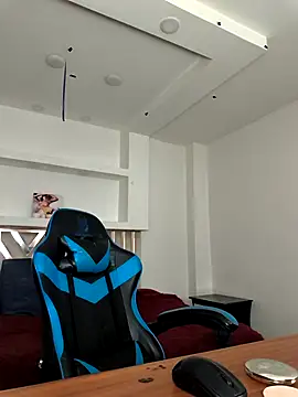 zoe connor19 online show from 11-27-25, 07:49