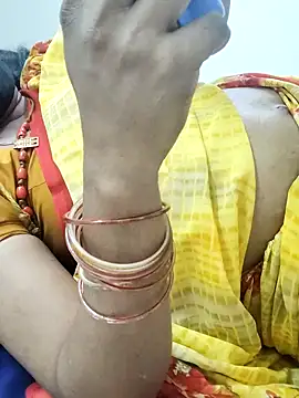 Snapshot of Tamilrojanew chatting on 11-04-25, 08:08 Tamilrojanew online show from 11-04-25, 08:08