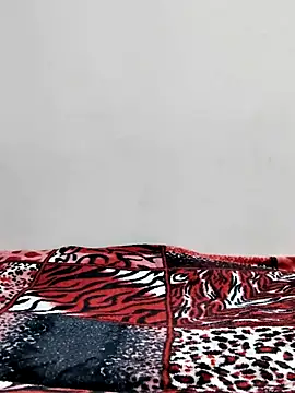 Snapshot of Tamilrojanew chatting on 12-01-25, 06:29 Tamilrojanew online show from 12-01-25, 06:29