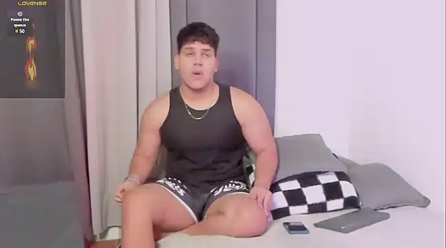 Snapshot of Khail68 chatting on 01-23-25, 05:35 Khail68 online show from 01-23-25, 05:35