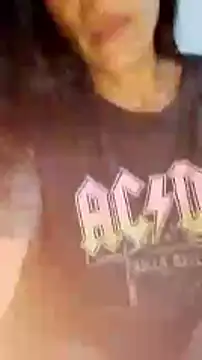 chloewildd  online show from 02-08-25, 09:46