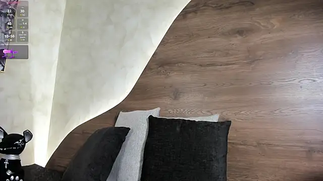 Morgan Hilll  online show from 03-20-25, 02:42