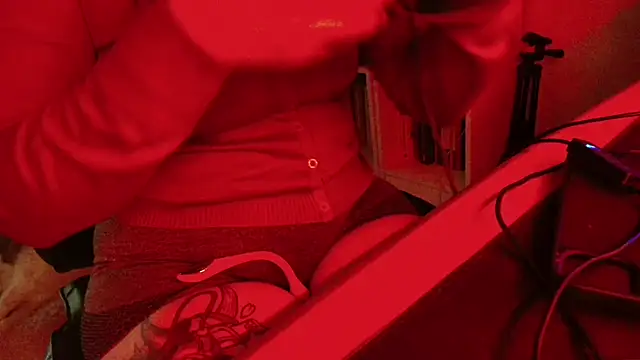 DirtyDi97 online show from 11-20-25, 02:06