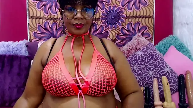 Snapshot of MATURExxxASS chatting on 09-10-25, 07:41 MATURExxxASS online show from 09-10-25, 07:41