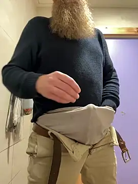 Snapshot of Ice_mannHH chatting on 12-05-24, 09:39 Ice mannHH online show from 12-05-24, 09:39