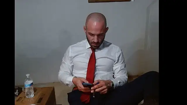 Snapshot of TheNakedPreacher chatting on 12-18-24, 02:49 TheNakedPreacher online show from 12-18-24, 02:49