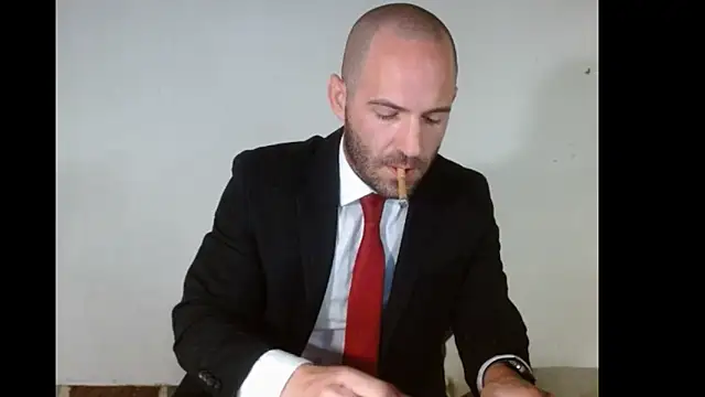 Snapshot of TheNakedPreacher chatting on 01-17-25, 08:56 TheNakedPreacher online show from 01-17-25, 08:56