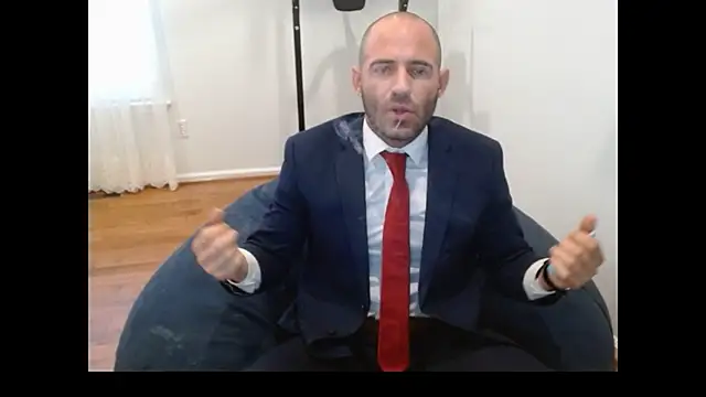 Snapshot of TheNakedPreacher chatting on 12-15-25, 01:48 TheNakedPreacher online show from 12-15-25, 01:48