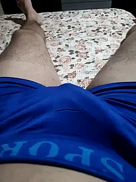 Snapshot of gatmoreno1 chatting on 02-15-25, 11:47 gatmoreno1 online show from 02-15-25, 11:47