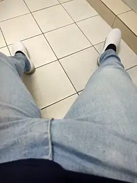 Snapshot of gatmoreno1 chatting on 09-08-25, 07:13 gatmoreno1 online show from 09-08-25, 07:13