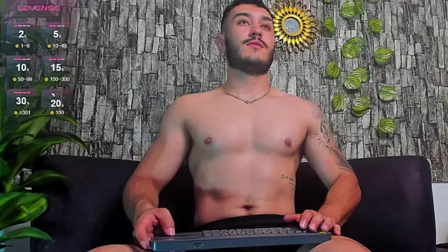 Snapshot of Zionmattis chatting on 03-16-25, 01:38 Zionmattis online show from 03-16-25, 01:38