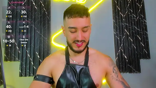 Snapshot of Zionmattis chatting on 10-04-25, 01:47 Zionmattis online show from 10-04-25, 01:47