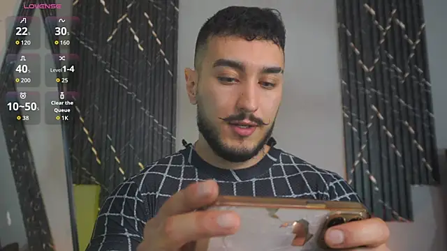 Snapshot of Zionmattis chatting on 10-16-25, 01:28 Zionmattis online show from 10-16-25, 01:28