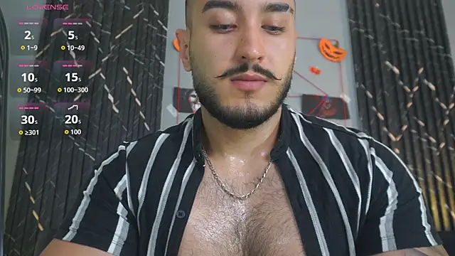 Snapshot of Zionmattis chatting on 10-29-25, 01:30 Zionmattis online show from 10-29-25, 01:30