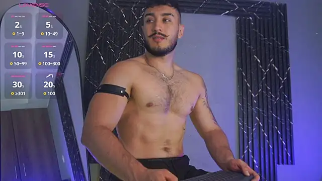 Snapshot of Zionmattis chatting on 11-14-25, 01:15 Zionmattis online show from 11-14-25, 01:15