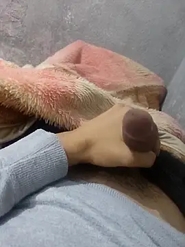 Juliano69xv online show from 10-09-25, 12:25