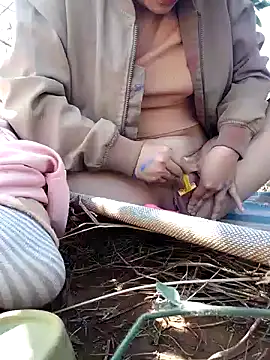 Betty20zx online show from 12-29-24, 06:14