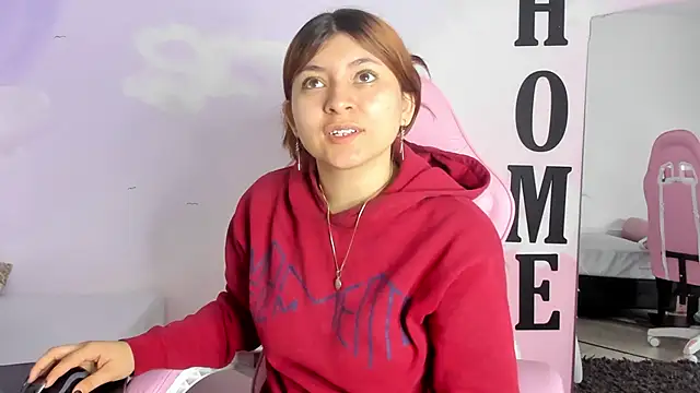 carolayrosse online show from 03-18-25, 03:31