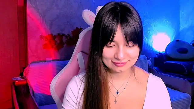 Snapshot of Swee_Alicee chatting on 12-13-24, 02:27 Swee Alicee online show from 12-13-24, 02:27