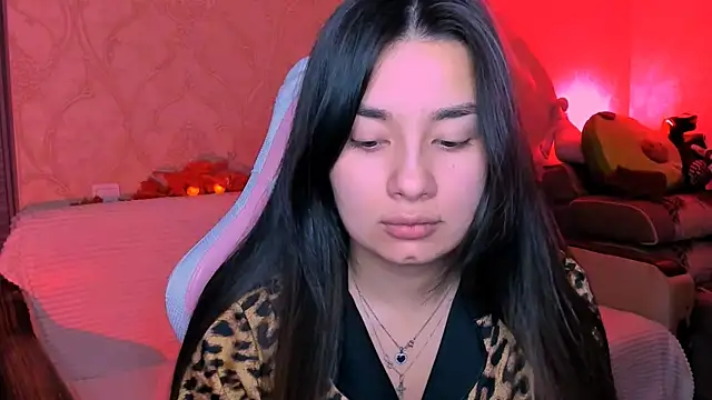 Snapshot of Swee_Alicee chatting on 10-07-25, 06:49 Swee Alicee online show from 10-07-25, 06:49