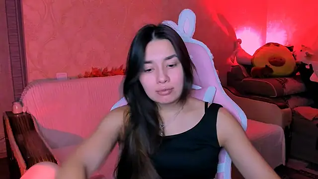 Snapshot of Swee_Alicee chatting on 11-20-25, 06:18 Swee Alicee online show from 11-20-25, 06:18