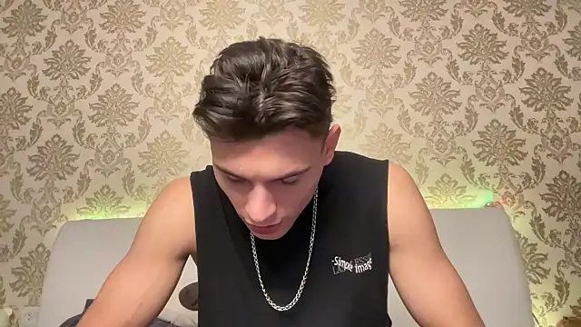 denlover1 online show from 01-14-25, 01:28