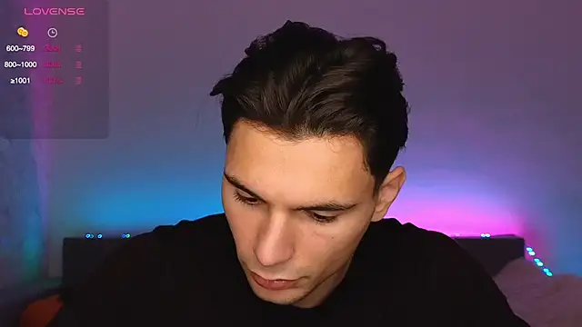 denlover1 online show from 11-10-25, 08:24