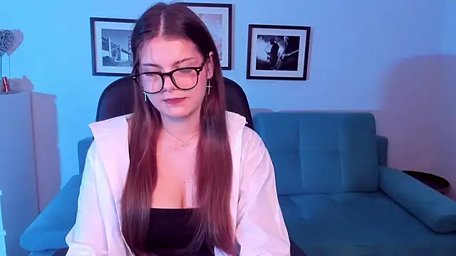 AdeliaKiss online show from 02-02-25, 09:02