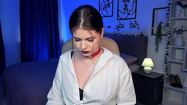 AdeliaKiss online show from 03-06-25, 11:58