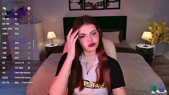 AdeliaKiss online show from 10-09-25, 05:49