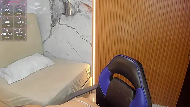 Alyssapark online show from 11-12-25, 07:13