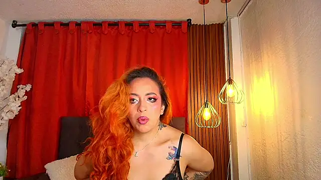 Snapshot of sahra_taylor_ chatting on 07-08-26, 01:48 sahra taylor online show from 07-08-26, 01:48