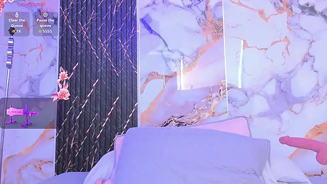 Alyson-a online show from 11-08-25, 12:16