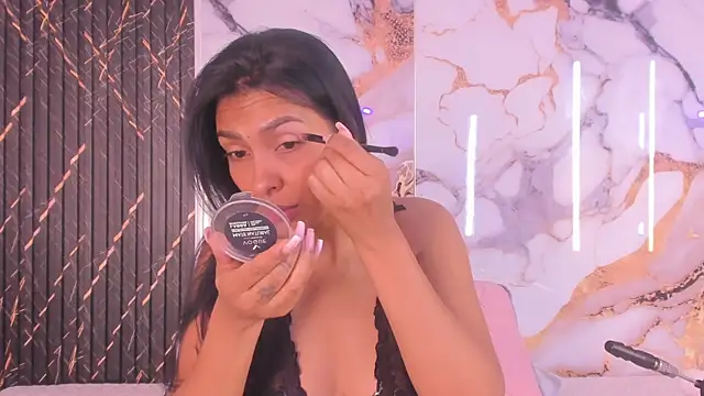 Alyson-a online show from 04-25-26, 02:58