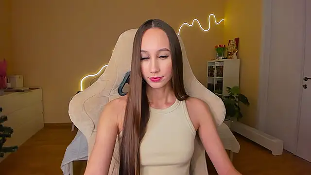 Snapshot of your_emily_ chatting on 03-04-25, 06:29 your emily online show from 03-04-25, 06:29