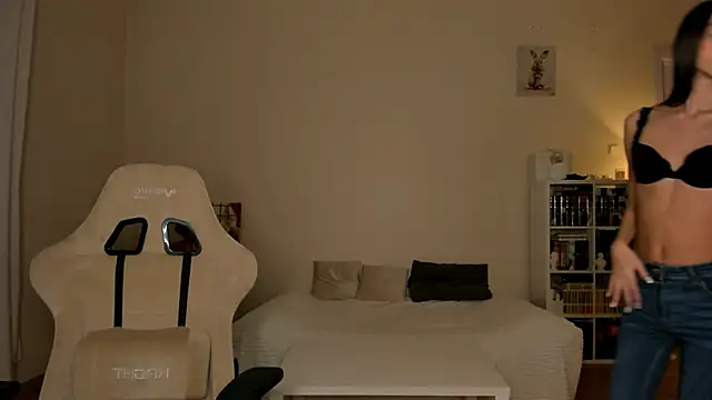 your emily  online show from 02-09-26, 08:57