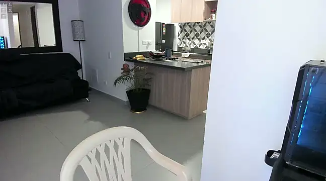 Snapshot of tony_muscle chatting on 02-06-25, 09:53 tony muscle online show from 02-06-25, 09:53