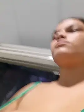 girl milk1 online show from 12-23-24, 09:51