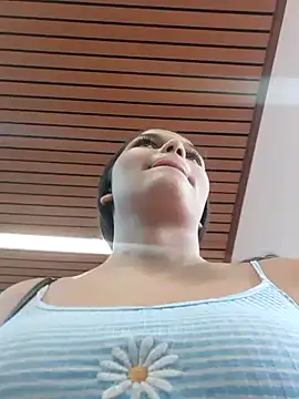 girl milk1 online show from 12-26-24, 09:58