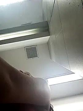 girl milk1 online show from 03-22-25, 11:20