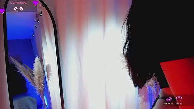 aisha   online show from 03-10-25, 03:41