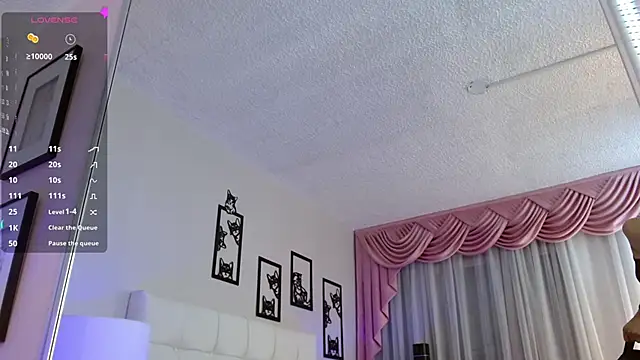 Zoe Vixen online show from 02-14-25, 08:15