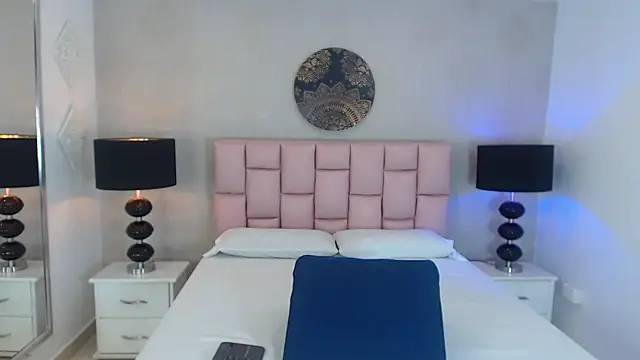 Zoe Vixen online show from 02-20-25, 12:04