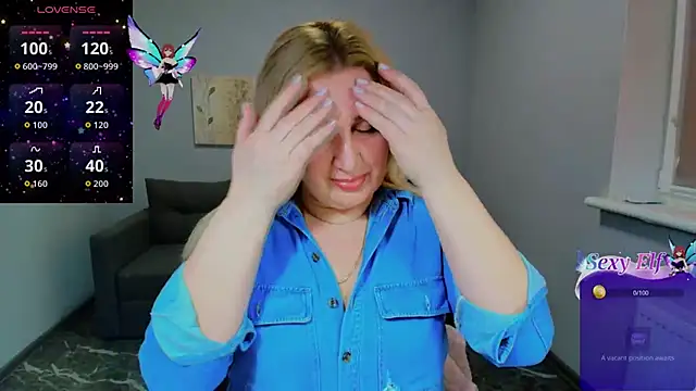 Lili Crossi online show from 03-06-26, 06:54